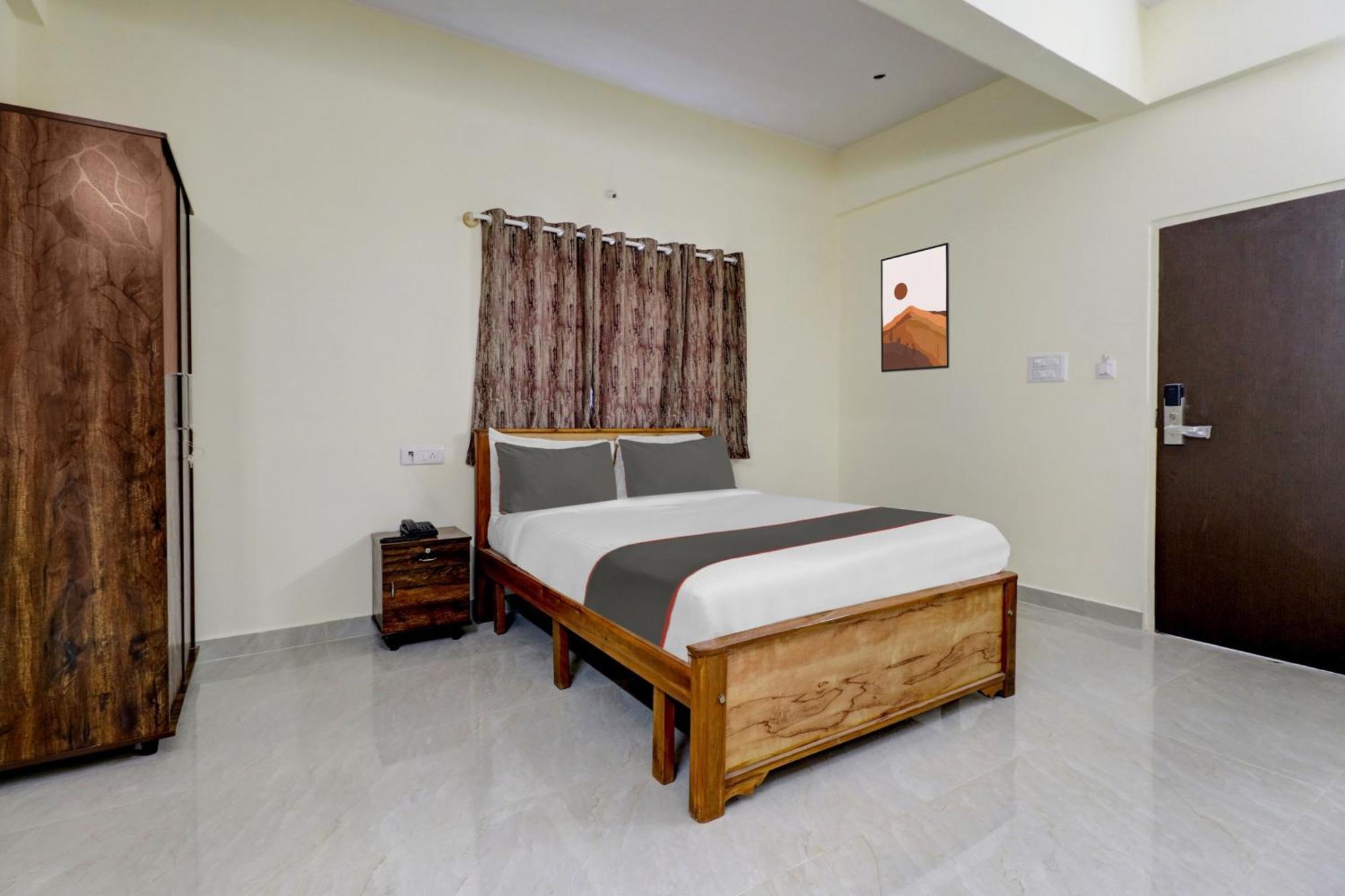 Hotel O Manyata Palace Bengaluru Kültér fotó