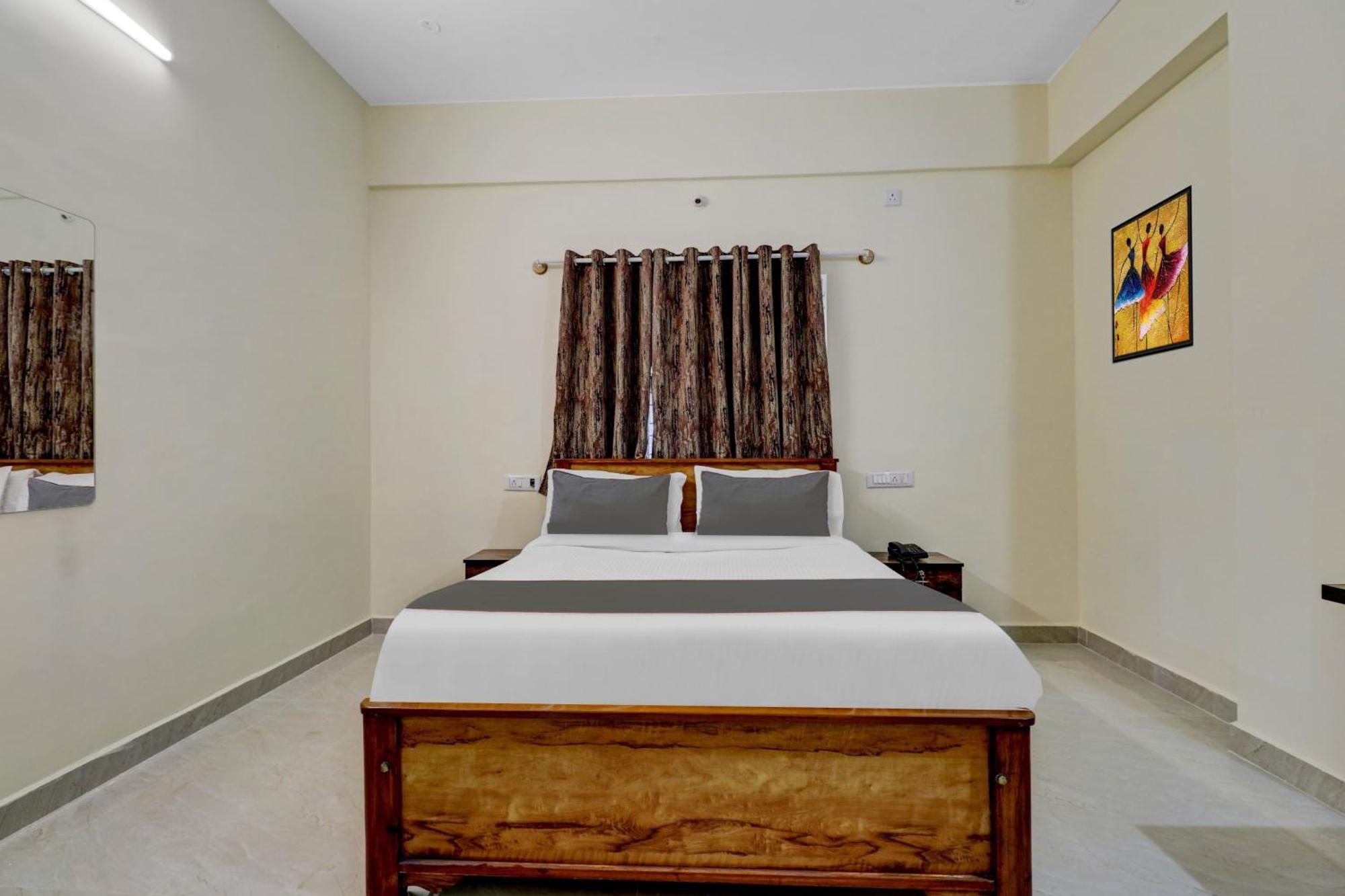 Hotel O Manyata Palace Bengaluru Kültér fotó
